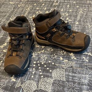 Keen 12 Targhee Kids Waterproof Shoes